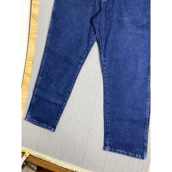 Wrangler Rugged Wear Jeans Mens 38X30 Dark Blue Relaxed Straight - Picture 2 of 12